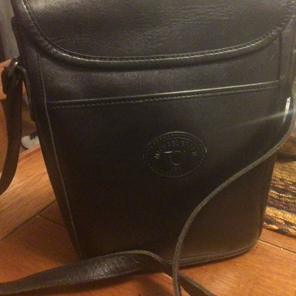 Michael Green Black Leather bucket purse with adjustable shoulder strap - Picture 2 of 4